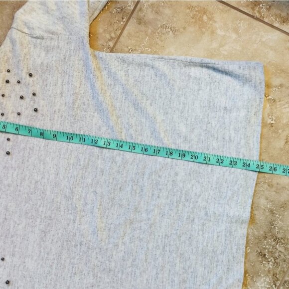 Women's Zac & Rachel Light Grey Bead Shirt Size Medium - Picture 8 of 10